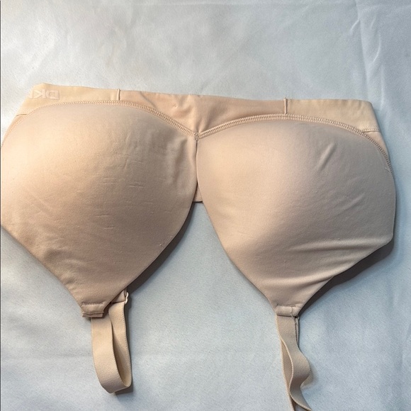 DKNY Women's Cream Bra, size Large, Preowned - Picture 9 of 10